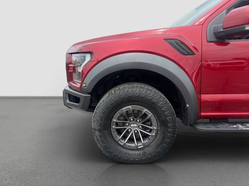 Used 2019 Ford F150 Raptor w/ Equipment Group 802A Luxury AWD/4WD image 31