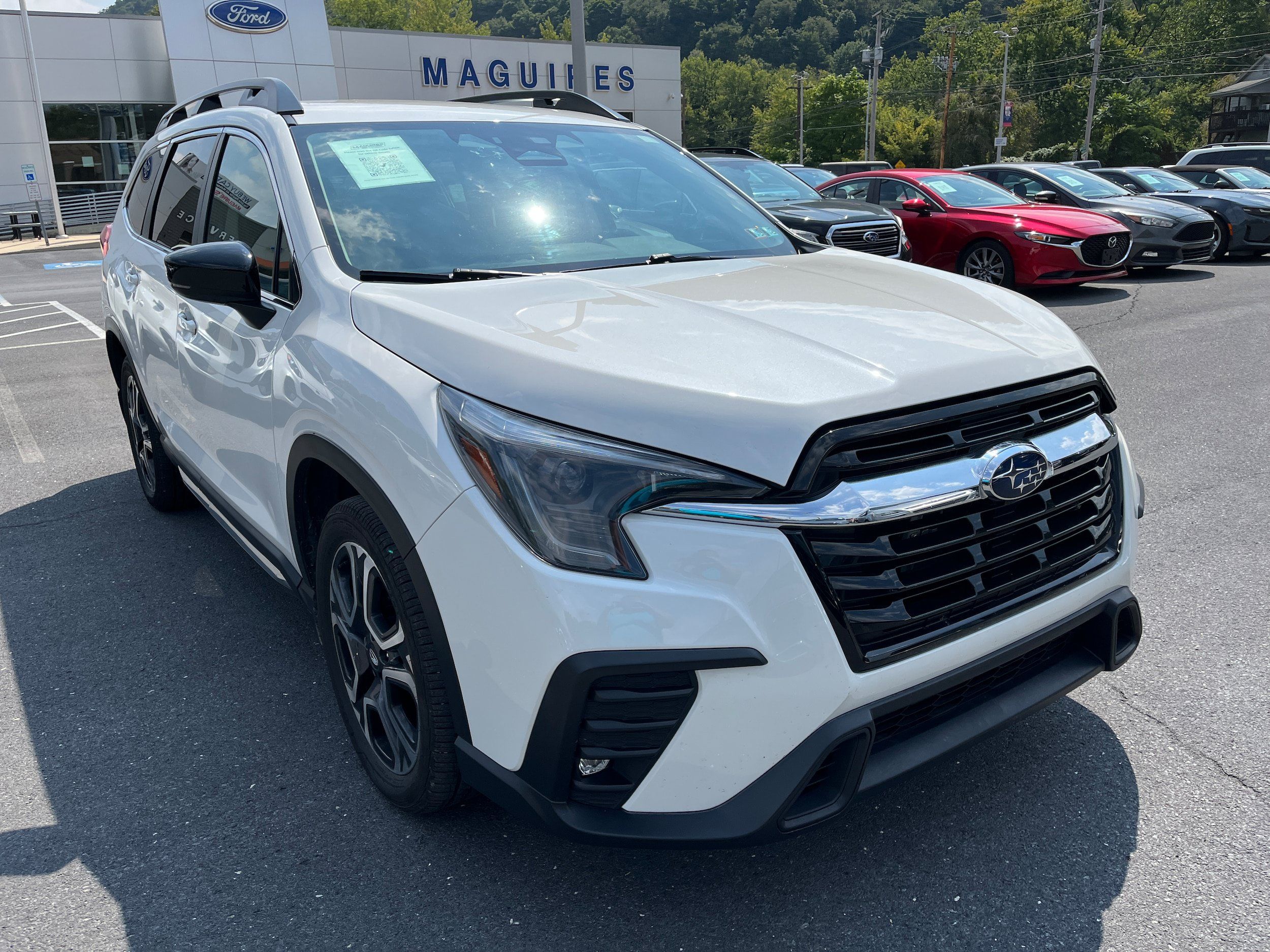 Used 2024 Subaru Ascent Limited AWD/4WD image 4