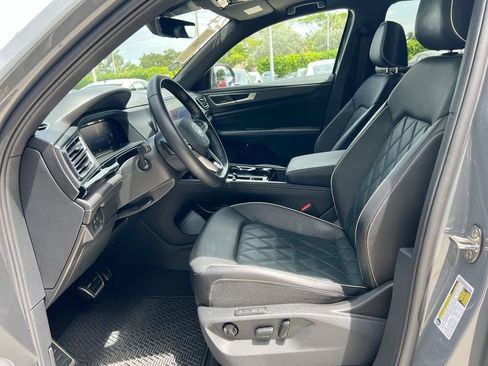 Used 2024 Volkswagen Atlas Cross Sport SEL Premium R-Line AWD/4WD image 12
