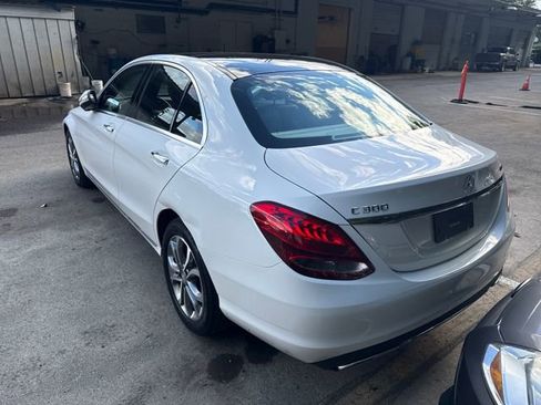 Used 2015 Mercedes-Benz C 300 4MATIC Sedan image 5