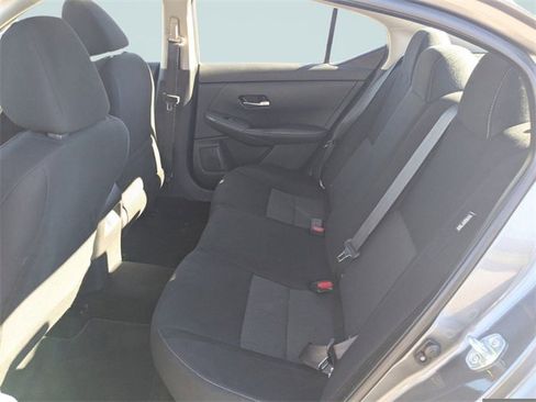 Used 2023 Nissan Sentra SV image 12