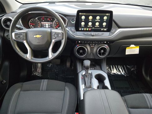 Certified 2024 Chevrolet Blazer LT w/ Convenience Package image 18