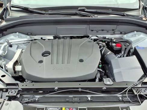 New 2026 Volvo XC60 B5 Ultra w/ Climate Package image 29