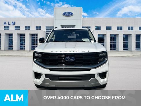Certified 2025 Ford Expedition Max Platinum AWD/4WD image 2