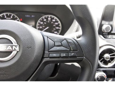 Used 2025 Nissan Sentra S FWD image 19