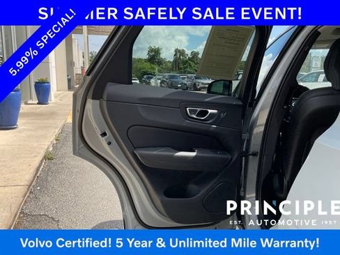 Certified 2024 Volvo XC60 B5 Plus w/ Protection Package Premier AWD/4WD image 15