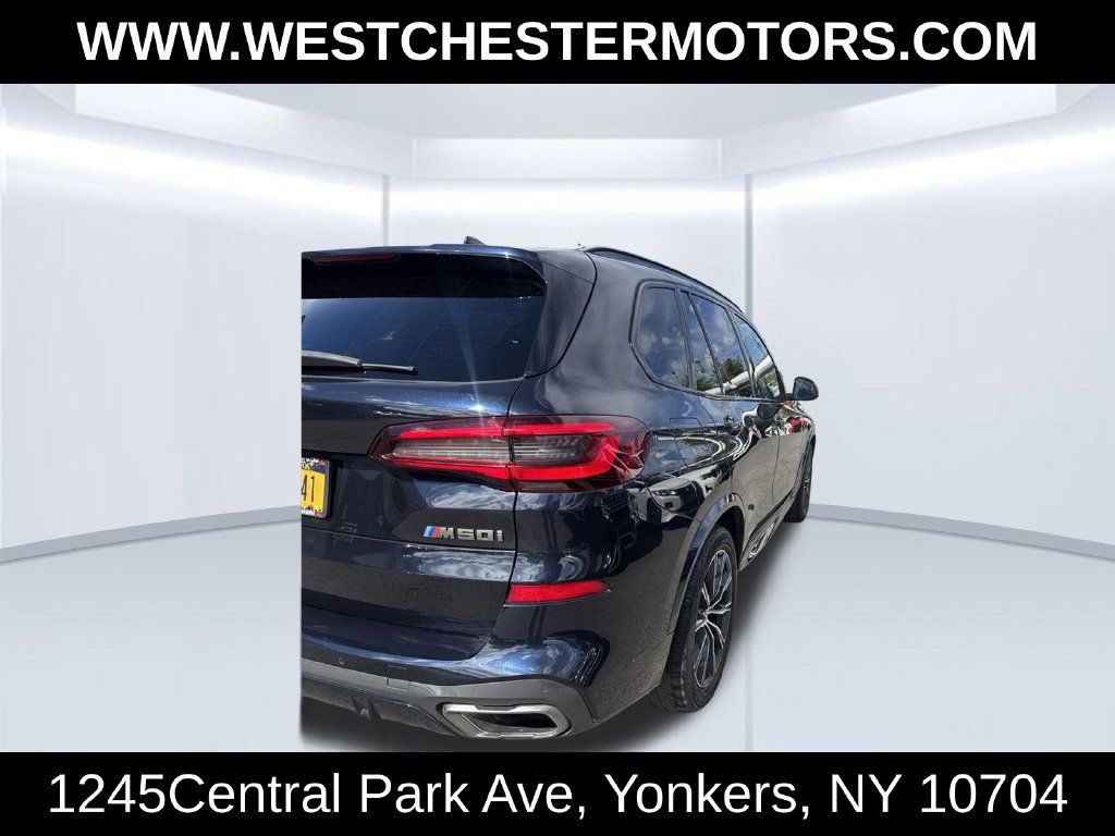Used 2023 BMW X5 M50i w/ Parking Assistance Package AWD/4WD image 4