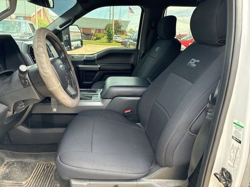 Used 2019 Ford F150 XLT w/ Equipment Group 302A Luxury AWD/4WD image 10