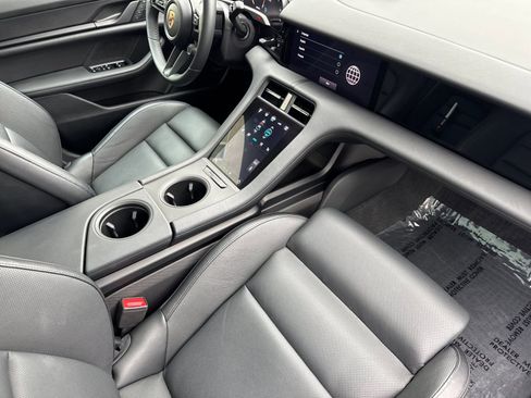 Certified 2022 Porsche Taycan RWD image 17