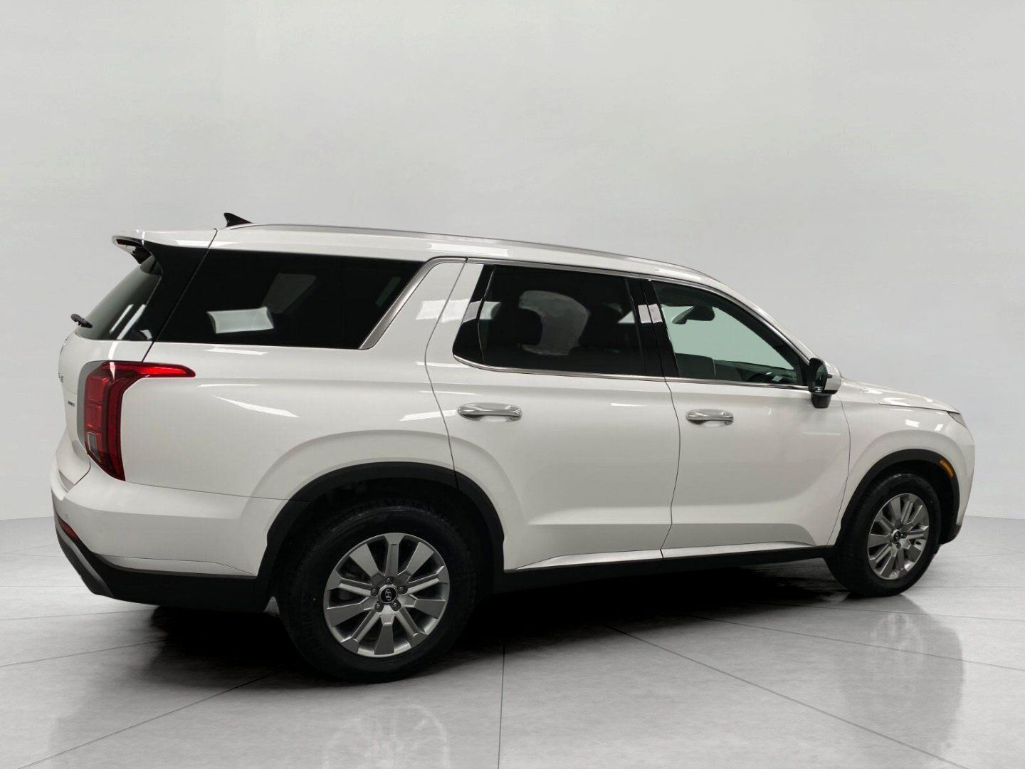 Certified 2024 Hyundai Palisade SEL AWD/4WD image 2