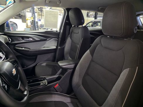 Used 2023 Chevrolet TrailBlazer LT image 22