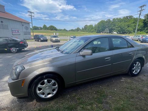 Used 2003 Cadillac CTS 3.2 w/ Preferred Equipment Group RWD image 3