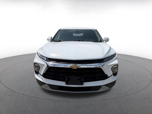Used 2024 Chevrolet Blazer LT AWD/4WD image 4