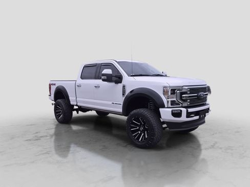 Used 2020 Ford F250 Limited w/ Snow Plow Prep Package AWD/4WD image 2