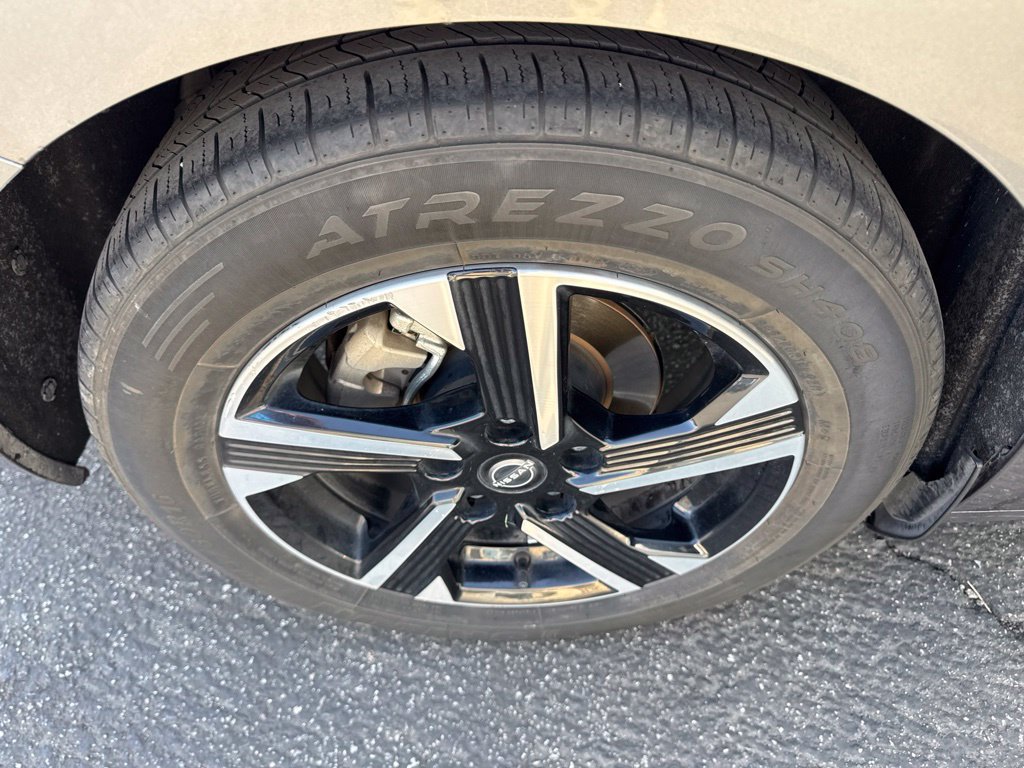 Used 2024 Nissan Sentra SV FWD image 10