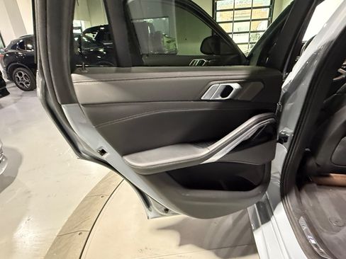 Used 2024 BMW X6 xDrive40i w/ Premium Package AWD/4WD image 35