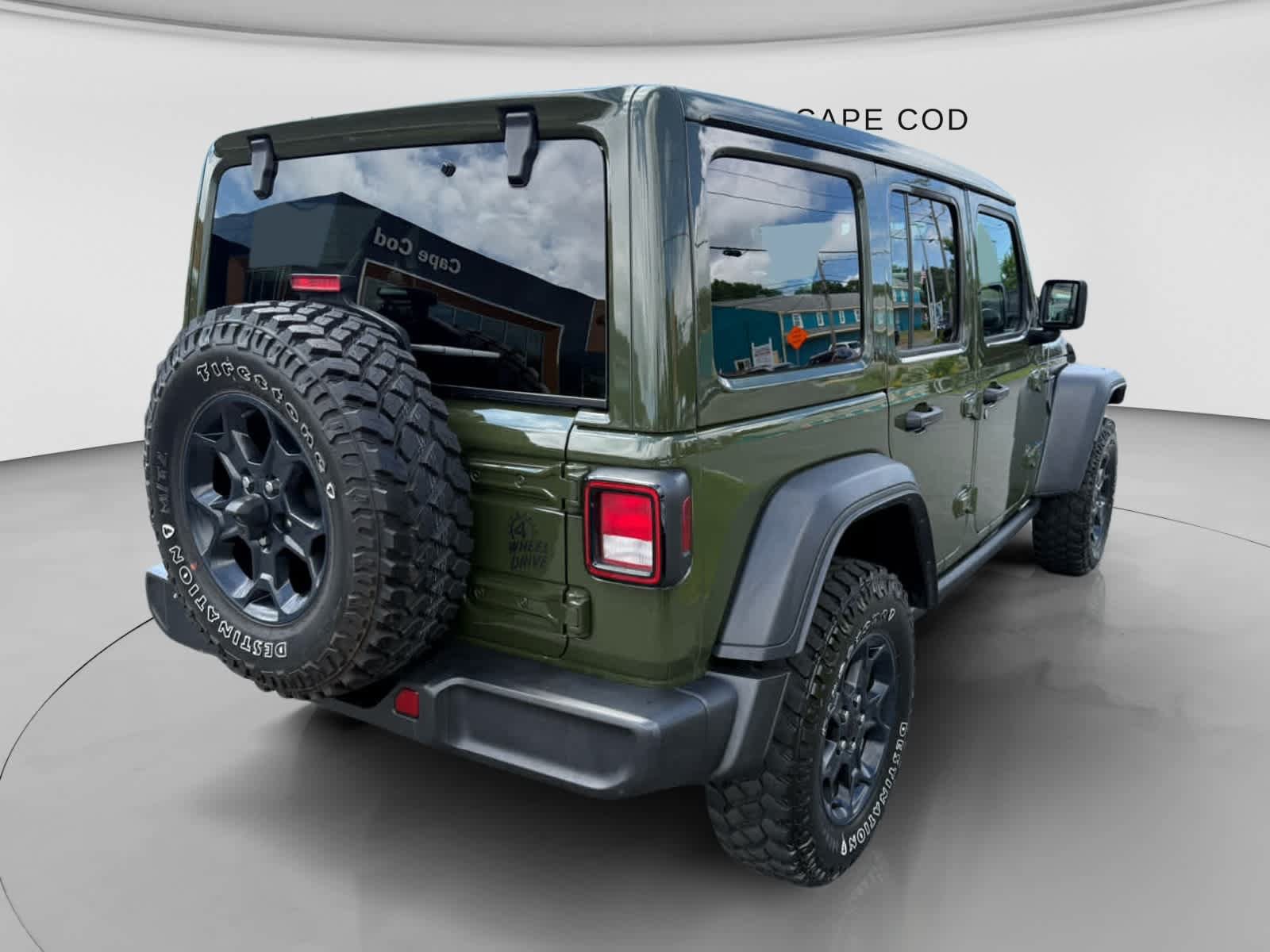 Used 2023 Jeep Wrangler Unlimited w/ Sun & Screen Package AWD/4WD image 13