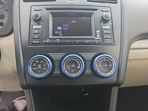 Used 2013 Subaru Crosstrek 2.0i Limited AWD/4WD image 14