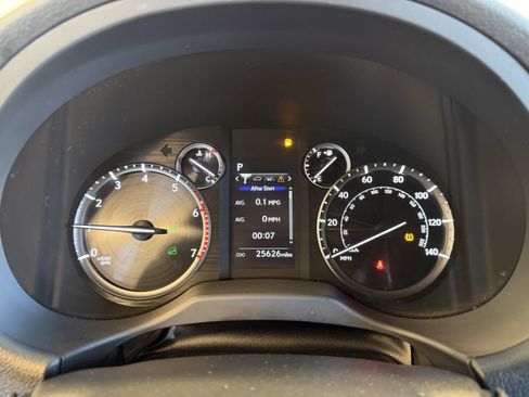 Used 2023 Lexus GX 460 Premium image 8