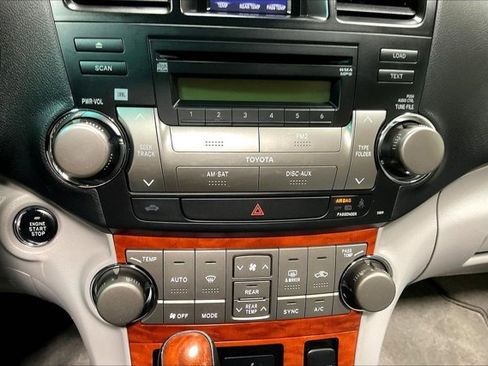 Used 2010 Toyota Highlander Limited image 37
