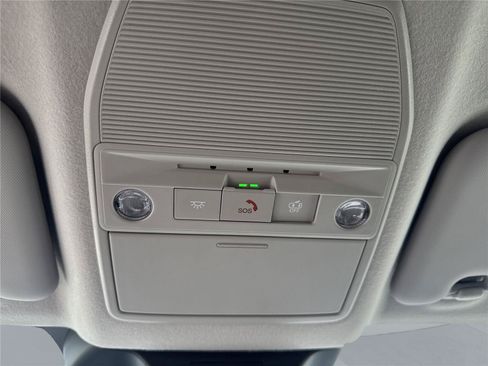New 2026 Nissan Kicks SR FWD image 28