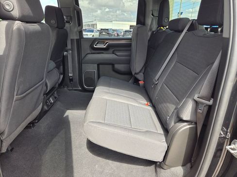 Used 2025 Chevrolet Silverado 2500 LT w/ Convenience Package AWD/4WD image 8
