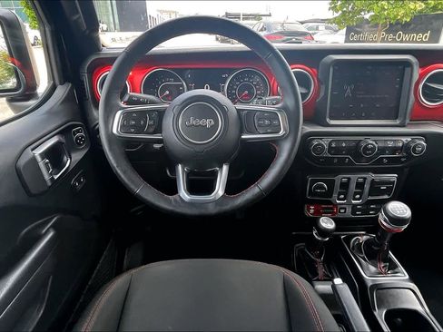 Used 2018 Jeep Wrangler Rubicon AWD/4WD image 6