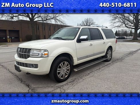 Used 2008 Lincoln Navigator L 4WD image 1