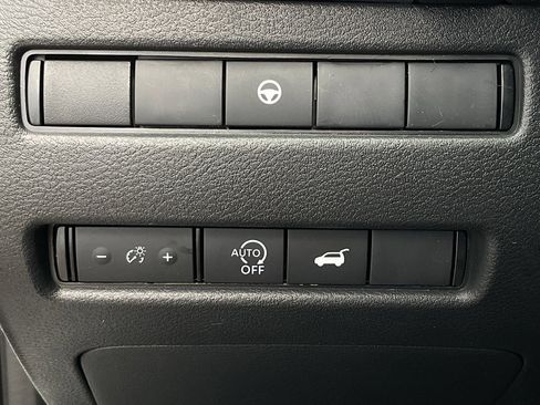 New 2026 Nissan Rogue SV image 25