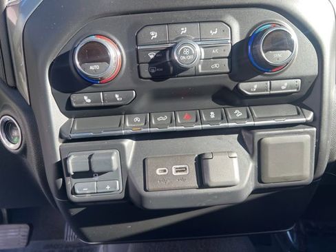 Used 2021 Chevrolet Silverado 1500 RST w/ Z71 Off-Road Package image 33