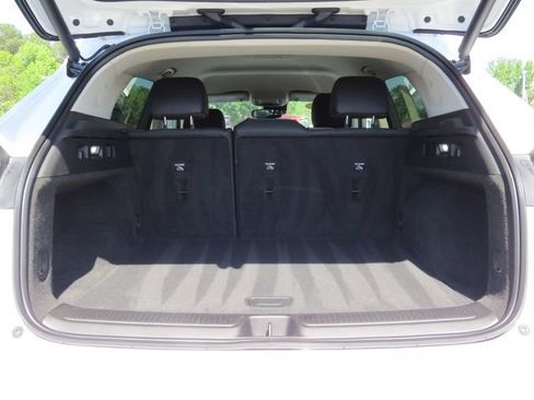 Used 2023 Buick Envision Essence FWD image 11