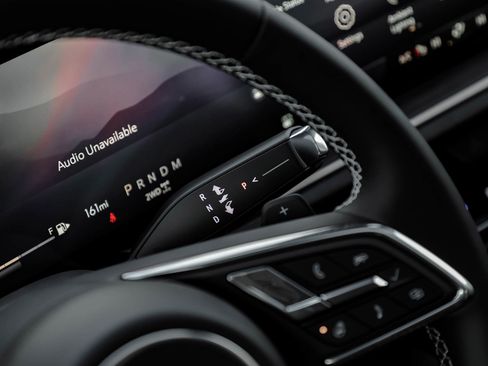 New 2025 Buick Envision Sport Touring image 28