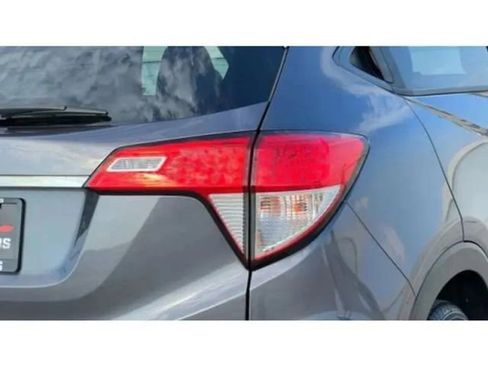 Used 2019 Honda HR-V EX image 49