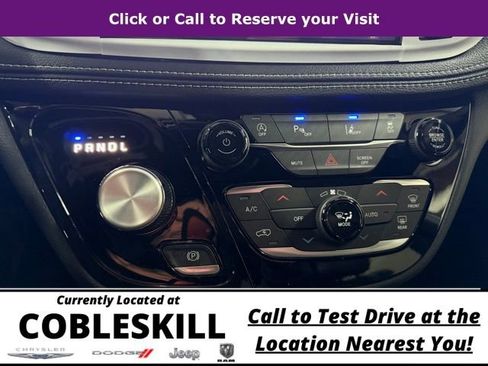 New 2026 Chrysler Pacifica Select AWD/4WD image 27