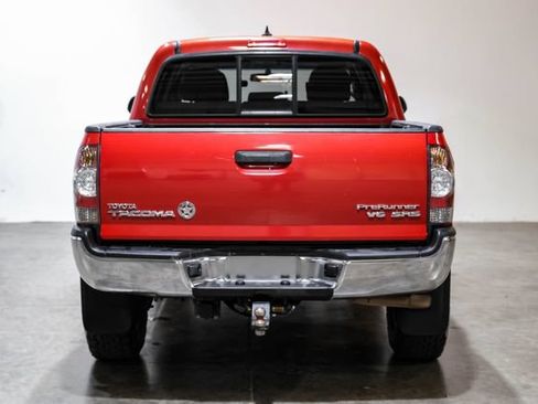 Used 2014 Toyota Tacoma PreRunner w/ SR5 Package RWD image 11