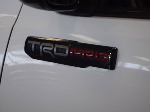 Used 2017 Toyota Tacoma TRD Pro AWD/4WD image 18