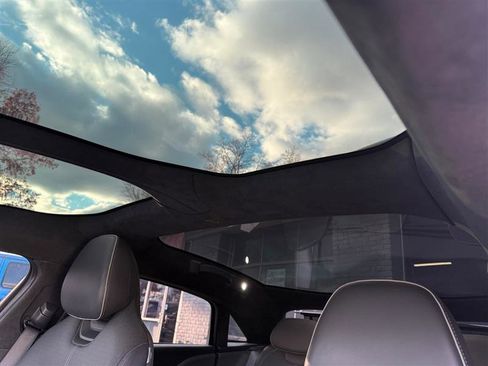 Used 2023 Lucid Air Grand Touring image 19