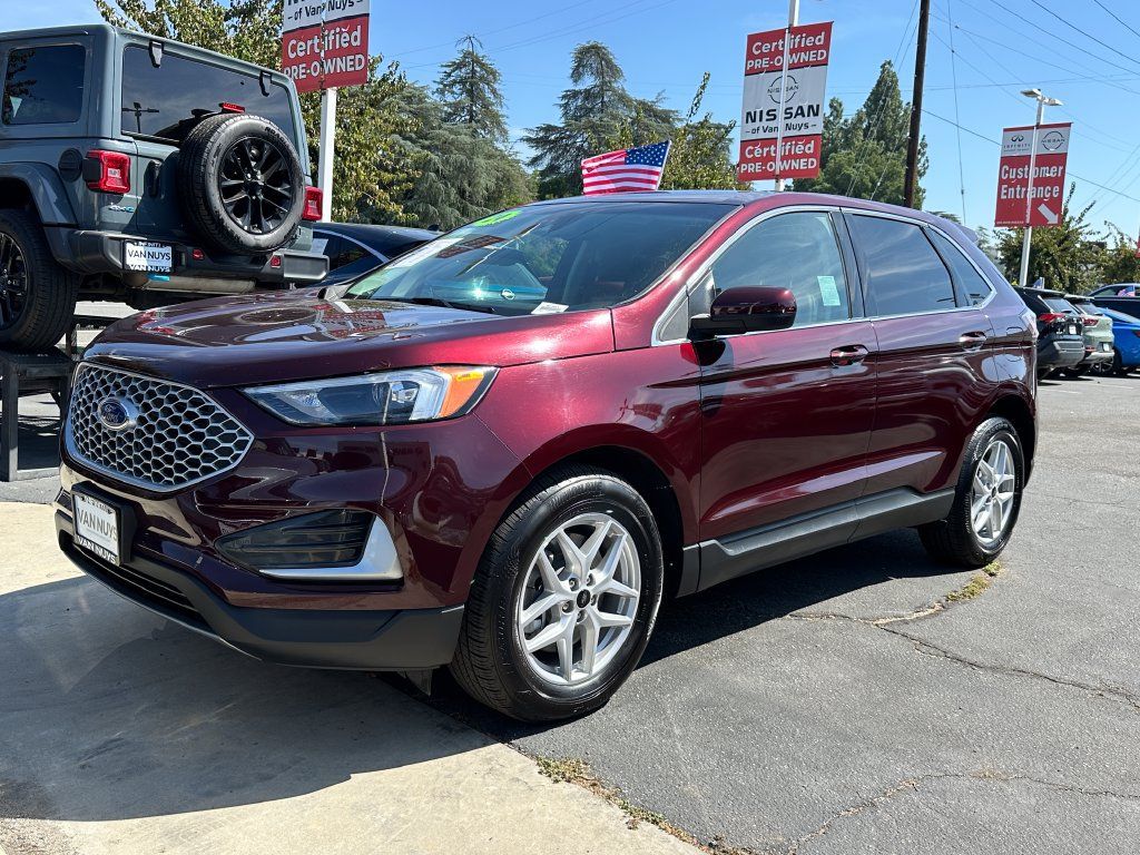 Used 2024 Ford Edge SEL AWD/4WD image 2