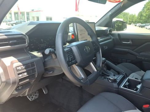 Used 2024 Toyota Tacoma TRD Sport AWD/4WD image 13