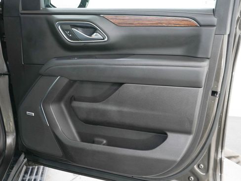 Used 2021 Chevrolet Tahoe High Country AWD/4WD image 9