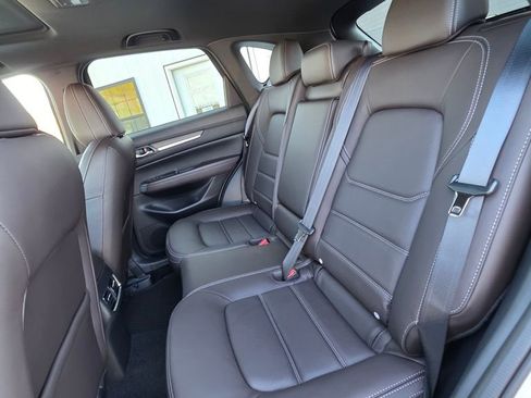 New 2025 MAZDA CX-5 Signature AWD/4WD image 10