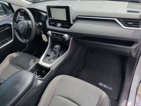 Used 2023 Toyota RAV4 LE FWD image 17