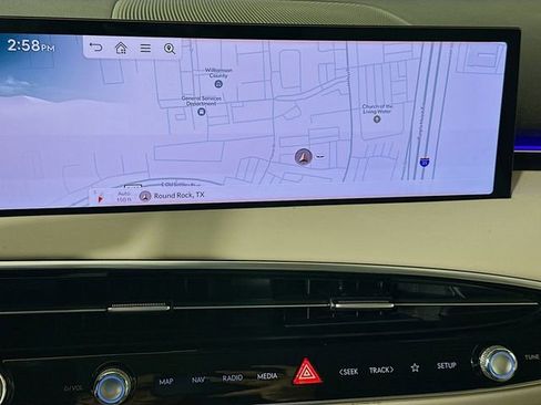 New 2026 Genesis GV70 2.5T Advanced image 12