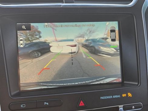 Used 2016 Ford Explorer Limited image 9