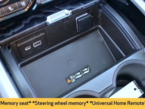 Certified 2022 GMC Yukon Denali image 11