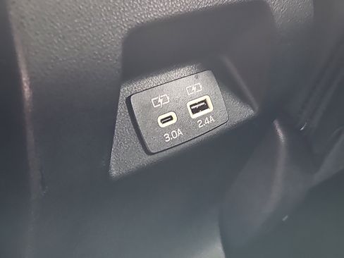 Certified 2025 Subaru Crosstrek 2.5i Limited image 13