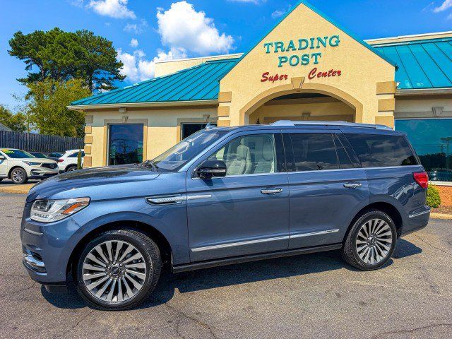 Used 2019 Lincoln Navigator Reserve AWD/4WD image 34