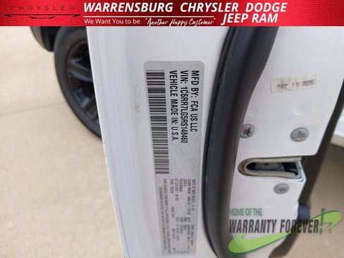 Used 2024 RAM 1500 Warlock AWD/4WD image 11