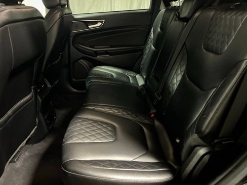 Used 2024 Ford Edge Titanium AWD/4WD image 16
