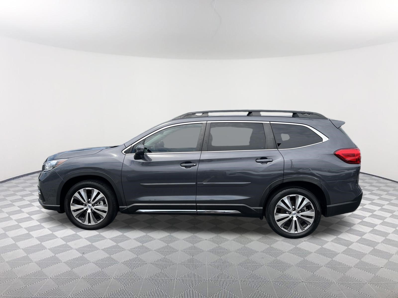 Used 2022 Subaru Ascent Limited w/ Technology Package AWD/4WD image 8